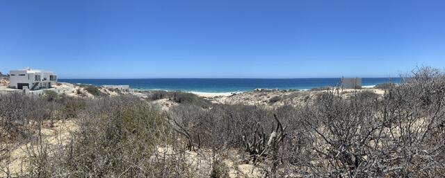 East Cape Road, Costa de Oro, photo 3