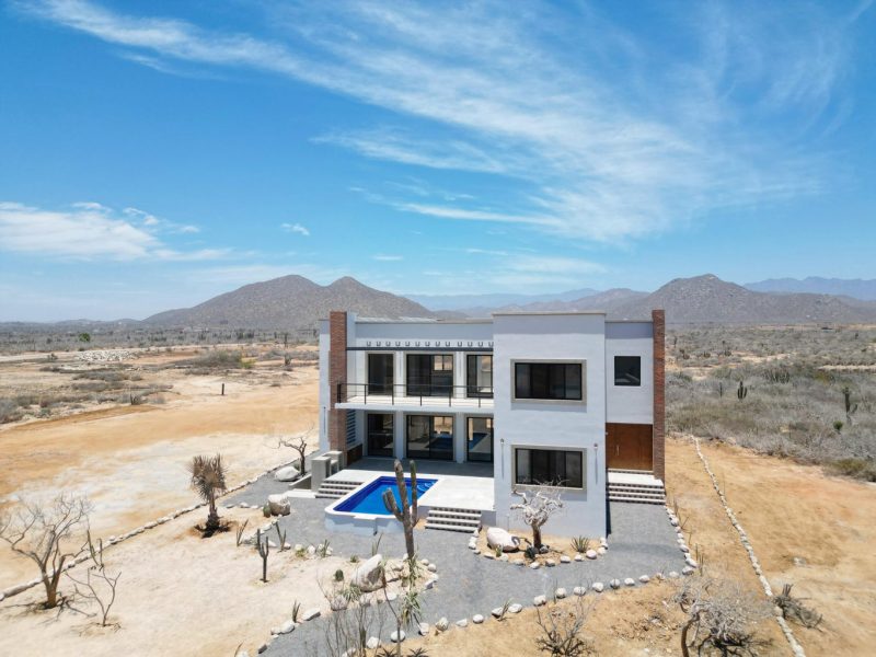 4-Bedroom House in Cerritos, Pacific