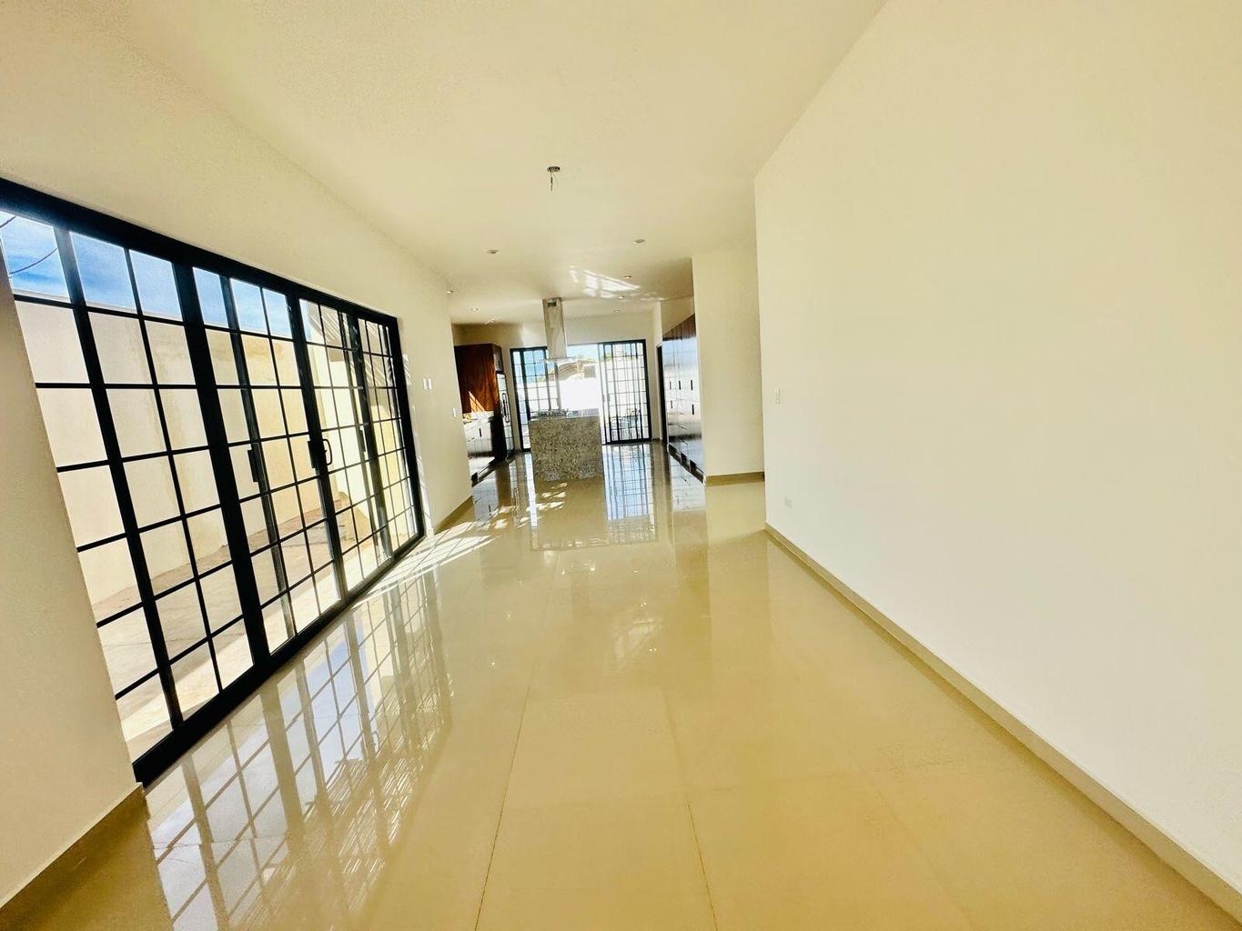 845-1 LAZARO CARDENAS, CASA EL CENTENARIO, La Paz, photo 3