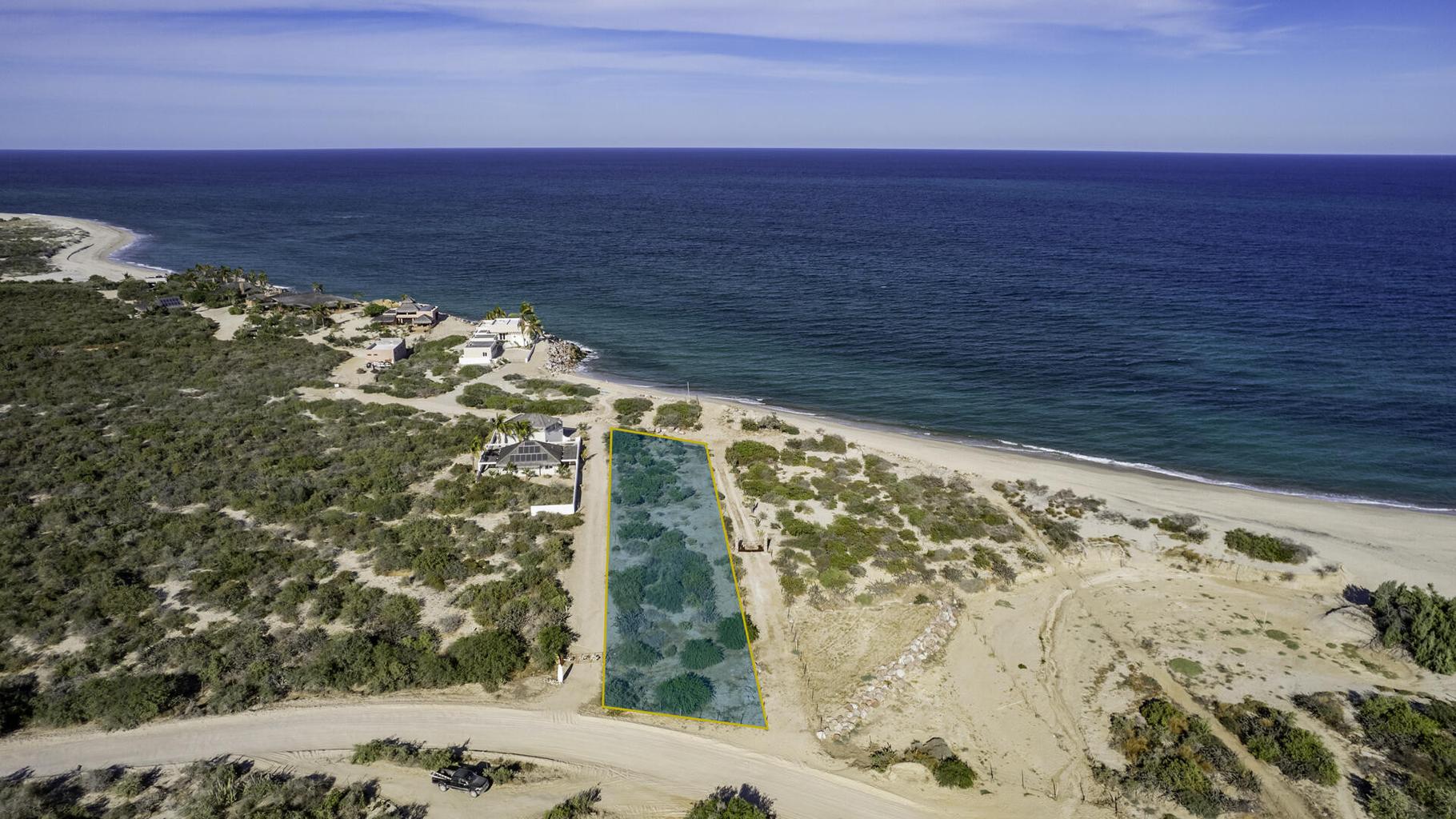 Camino Cabo Este, Las Barracas, East Cape, photo 2
