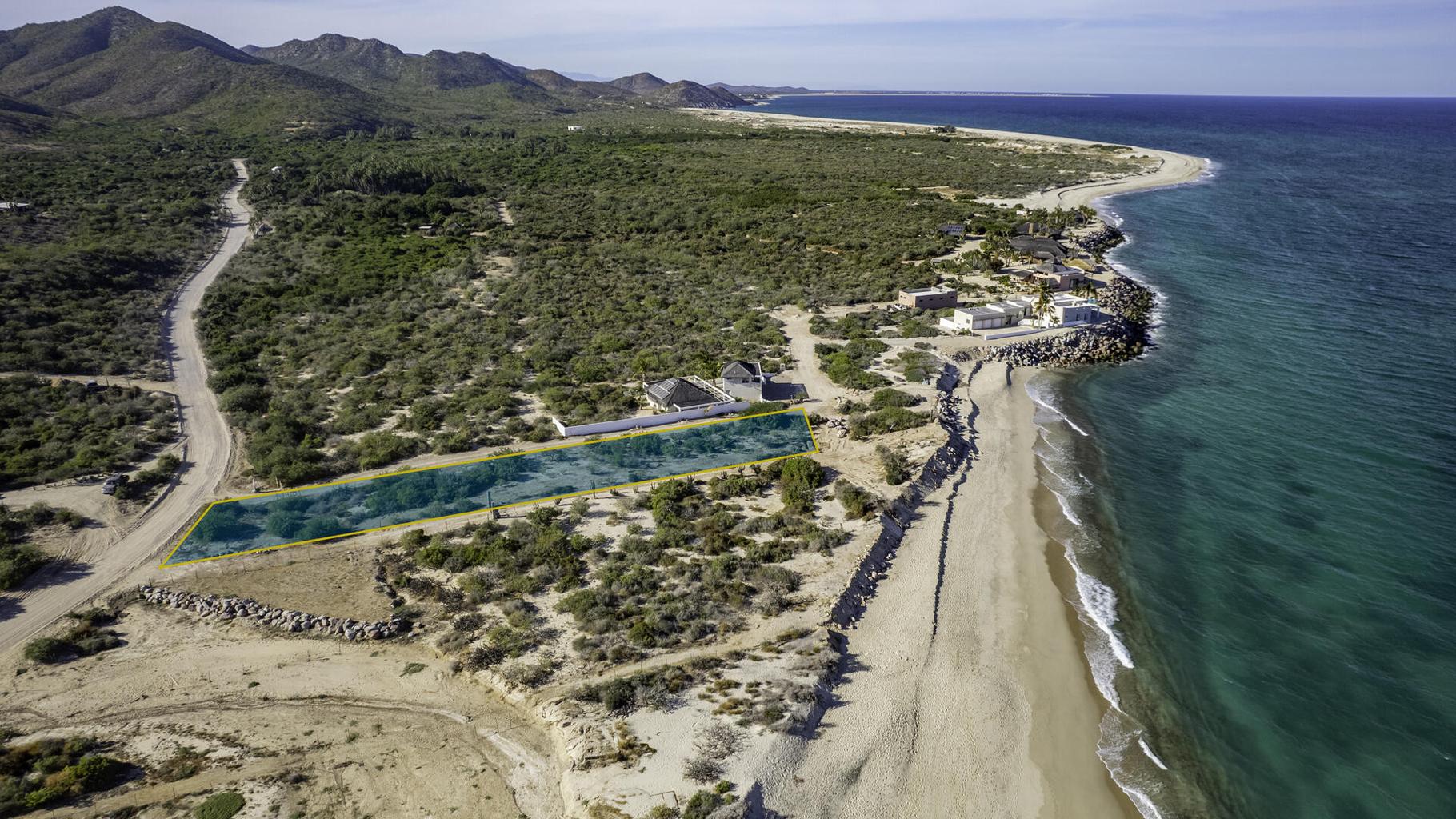 Camino Cabo Este, Las Barracas, East Cape, photo 3