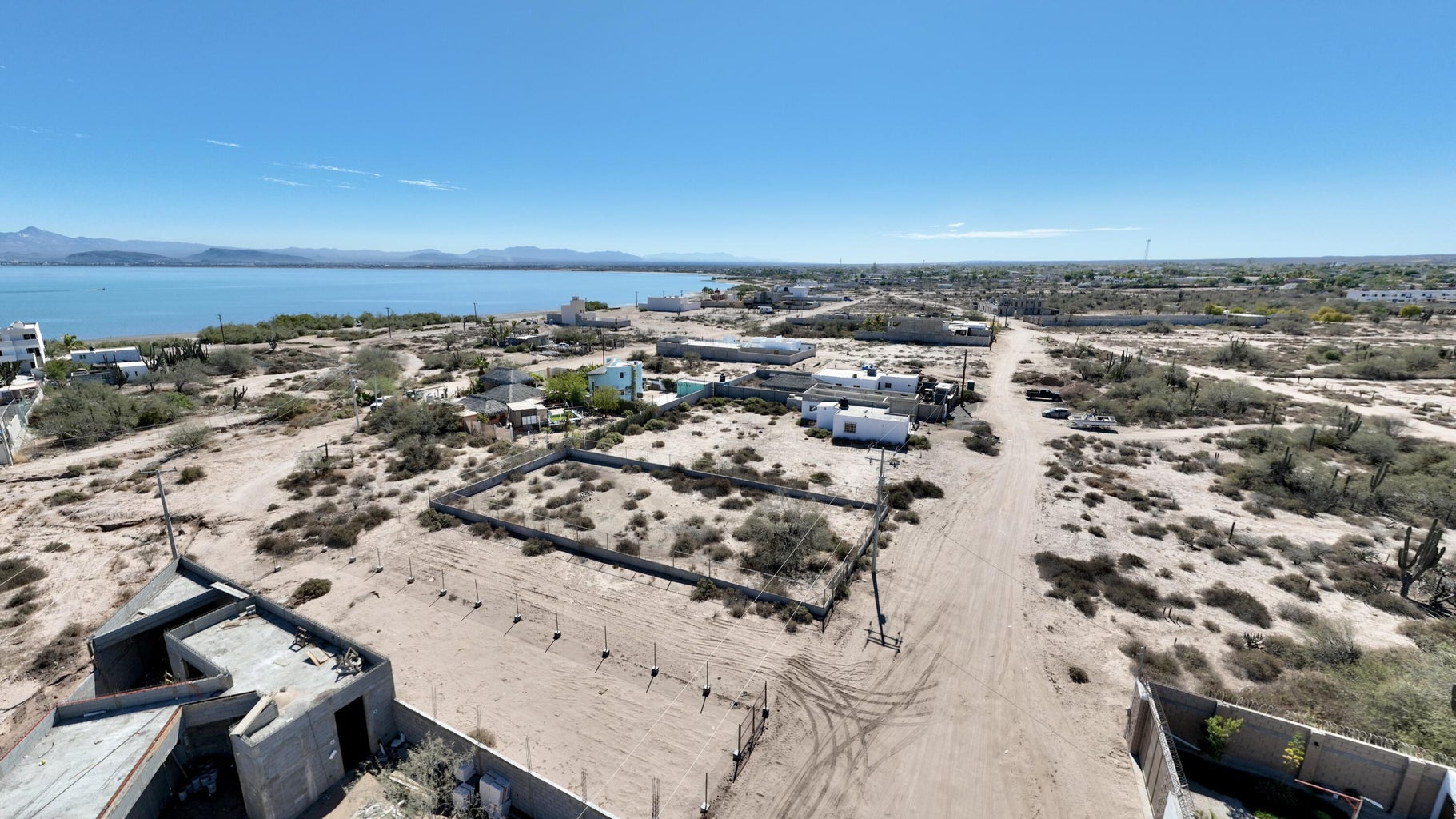 El Centenario, El Comitan, La Paz, photo 3