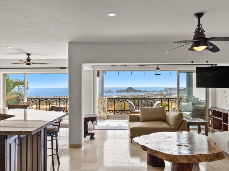 10 San Marino, Ventanas, Cabo Corridor