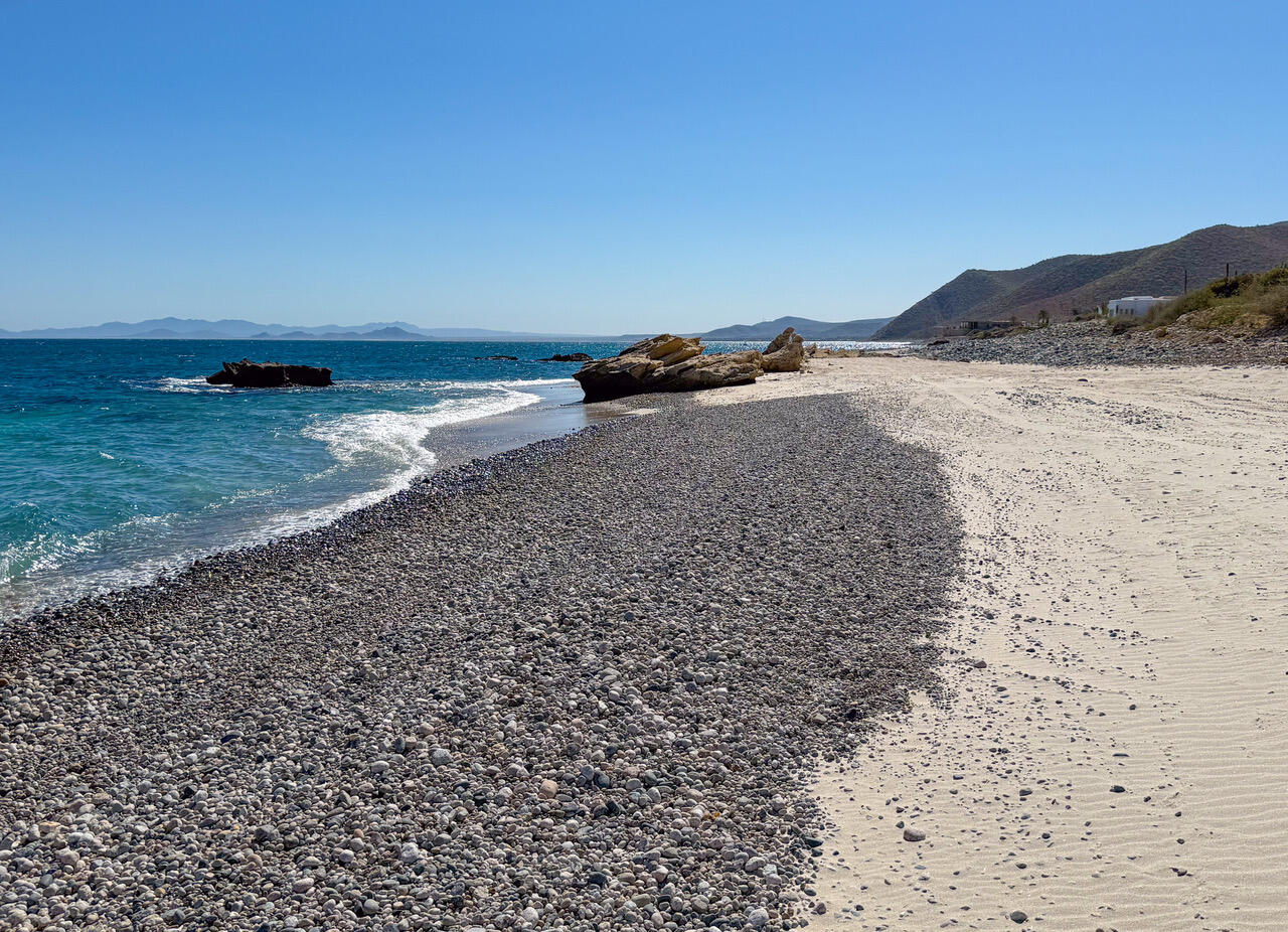 Lot in Nrth of Barilles-Gen, East Cape, photo 4