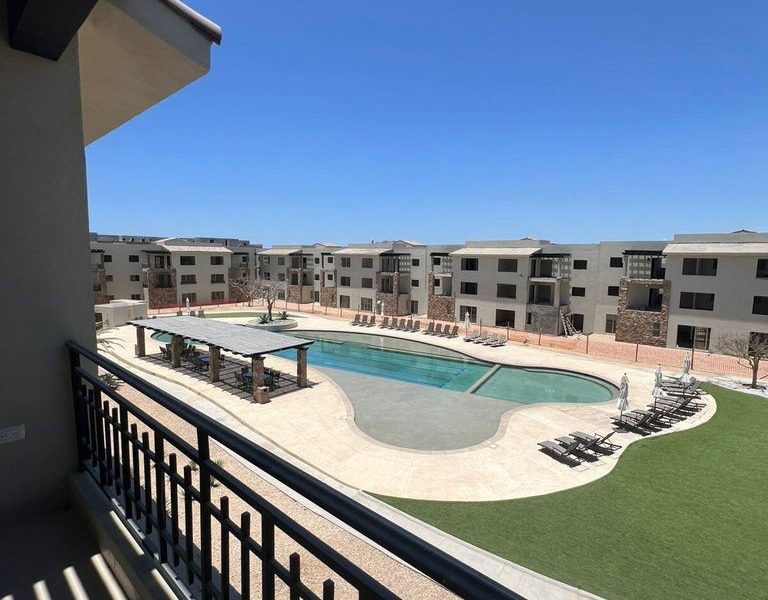 306 Cannes 306B, Camino del Mar, Cabo Corridor