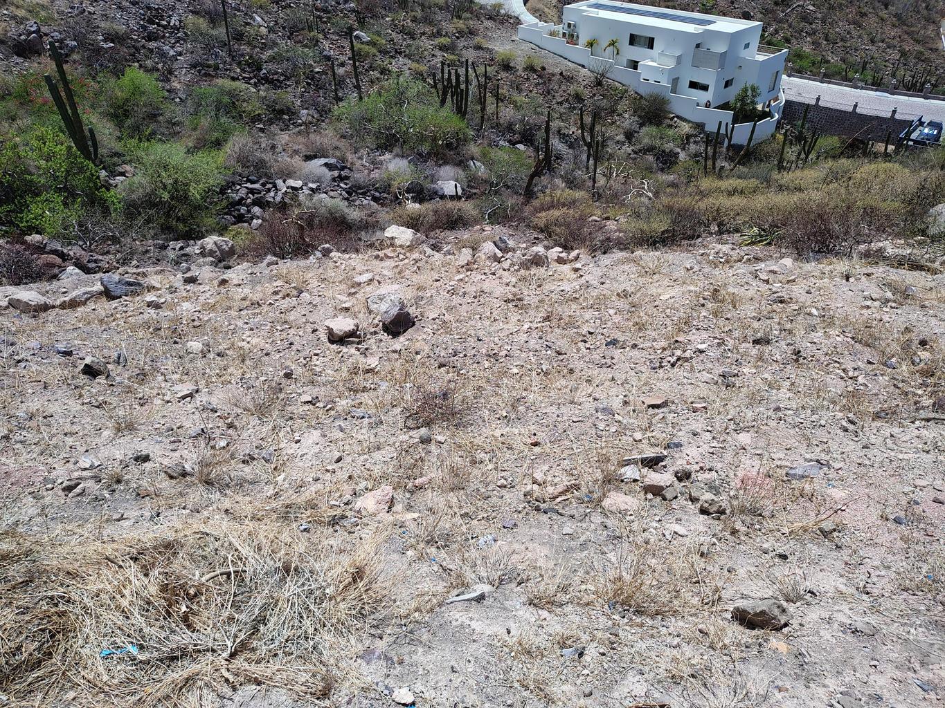 L5M6 Camino del Alabastro, Pedregal, La Paz, photo 4