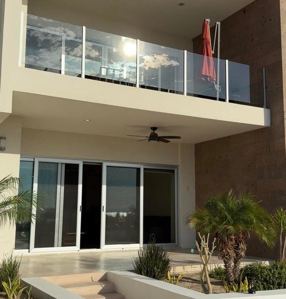 104, Pedregal, La Paz