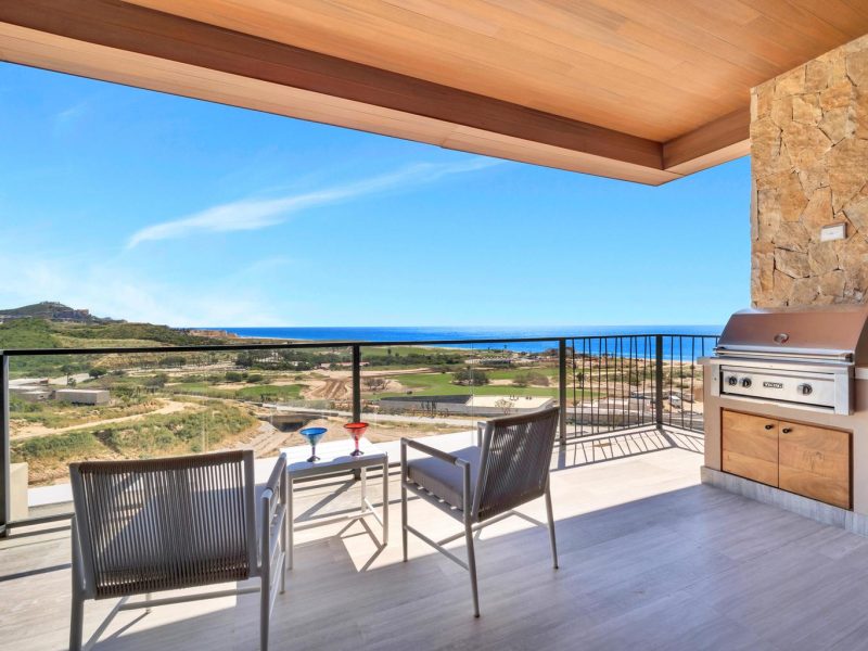 4 bedroom Turnkey Luxury Residence Condo 1602, Alvar, Pacific