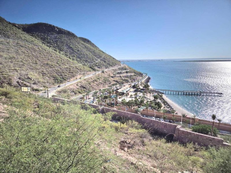 CAMINO DEL PEDREGAL, La Paz