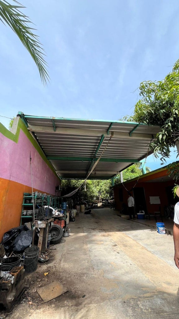las vinoramas esquina yeneca, Las Veredas, San Jose del Cabo, photo 3