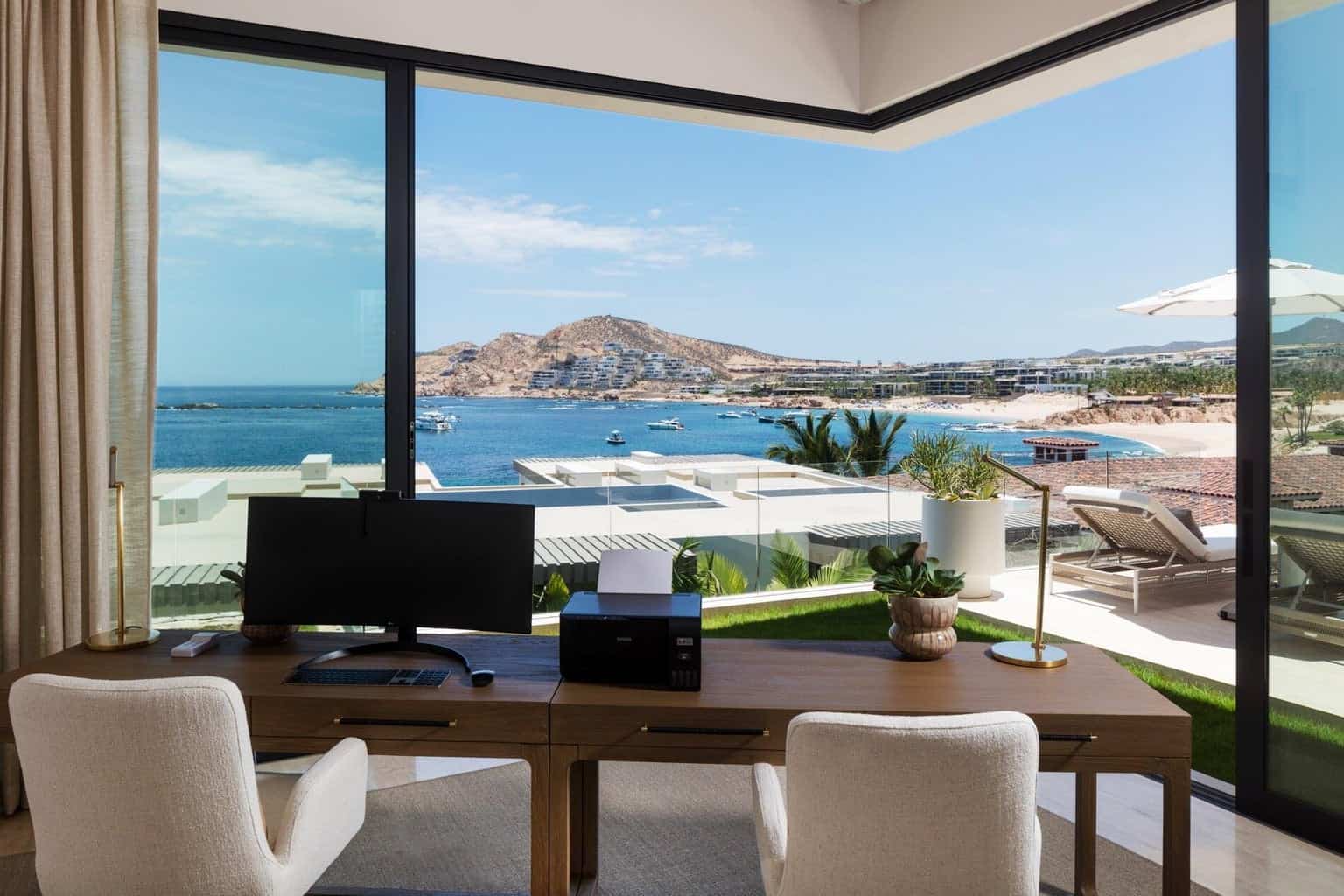 8-Bedroom House in Chileno Bay, Cabo Corridor, photo 5