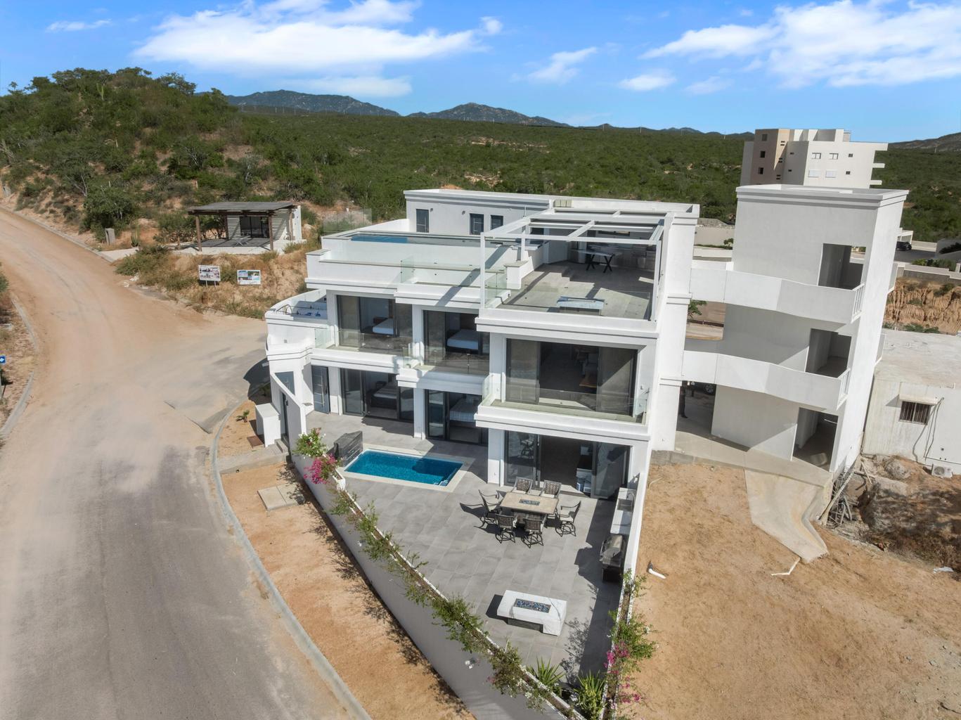 Commercial Property in ResidenciasLomasTule, San Jose Corridor, photo 3