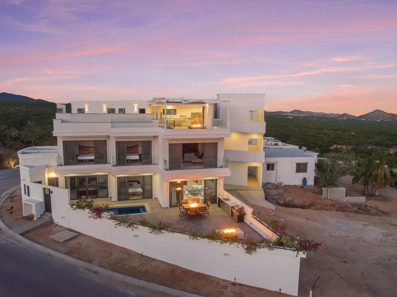 Commercial Property in ResidenciasLomasTule, San Jose Corridor, photo 2