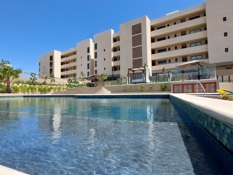 D1-403 Ave. Cotero, El Tezal D1-403, Cuatrovientos, Cabo Corridor