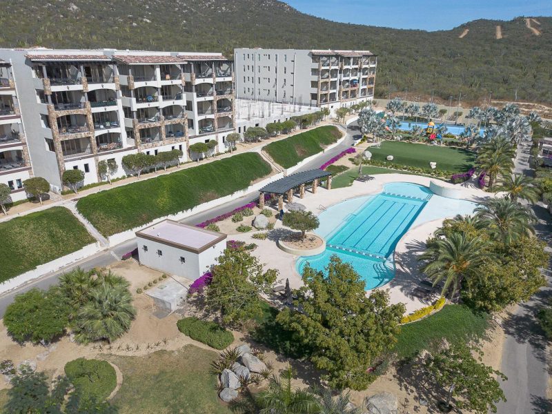 645, Ventanas, Cabo Corridor