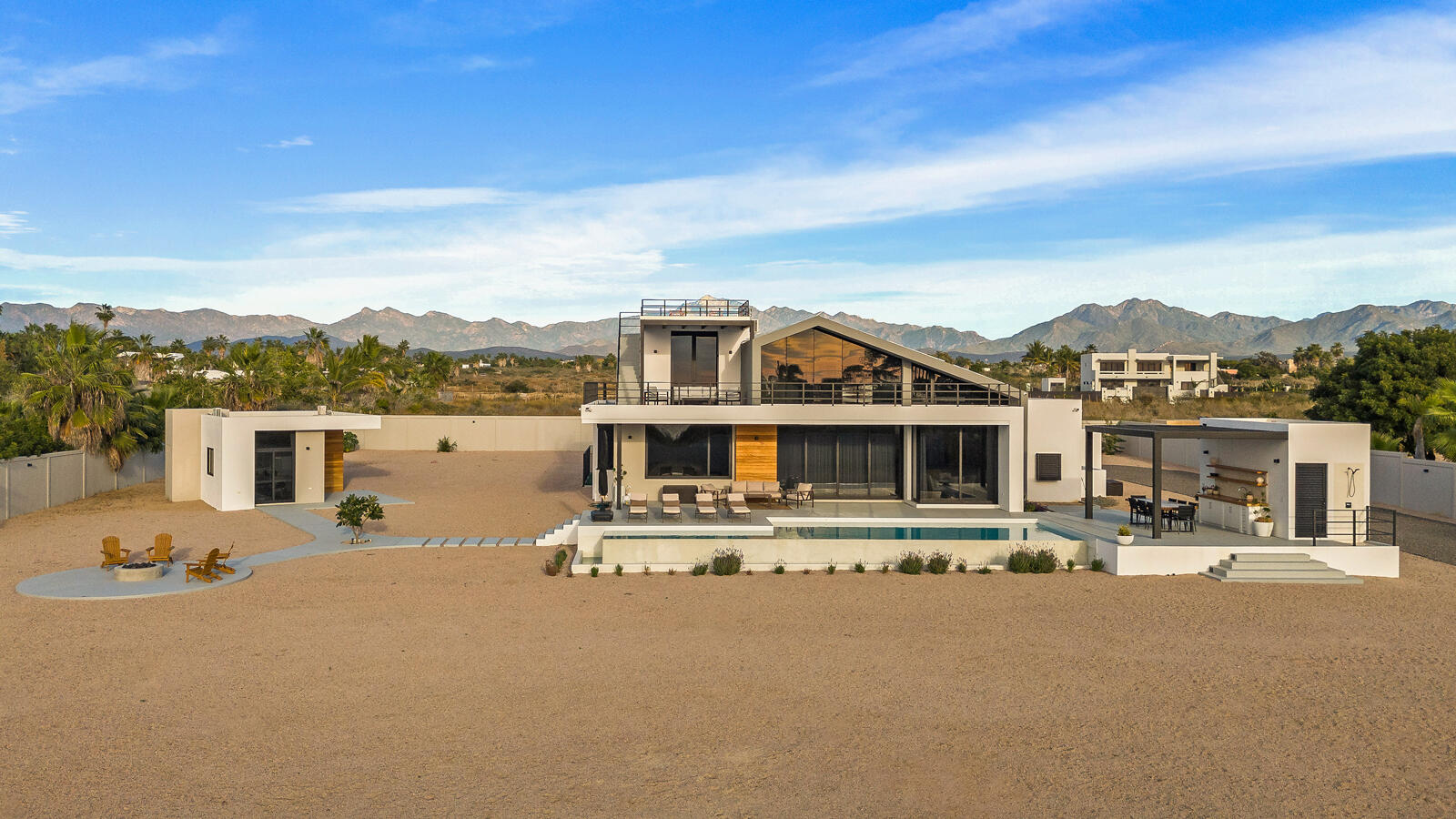 3-Bedroom House in Elias Calles, Pacific, photo 4