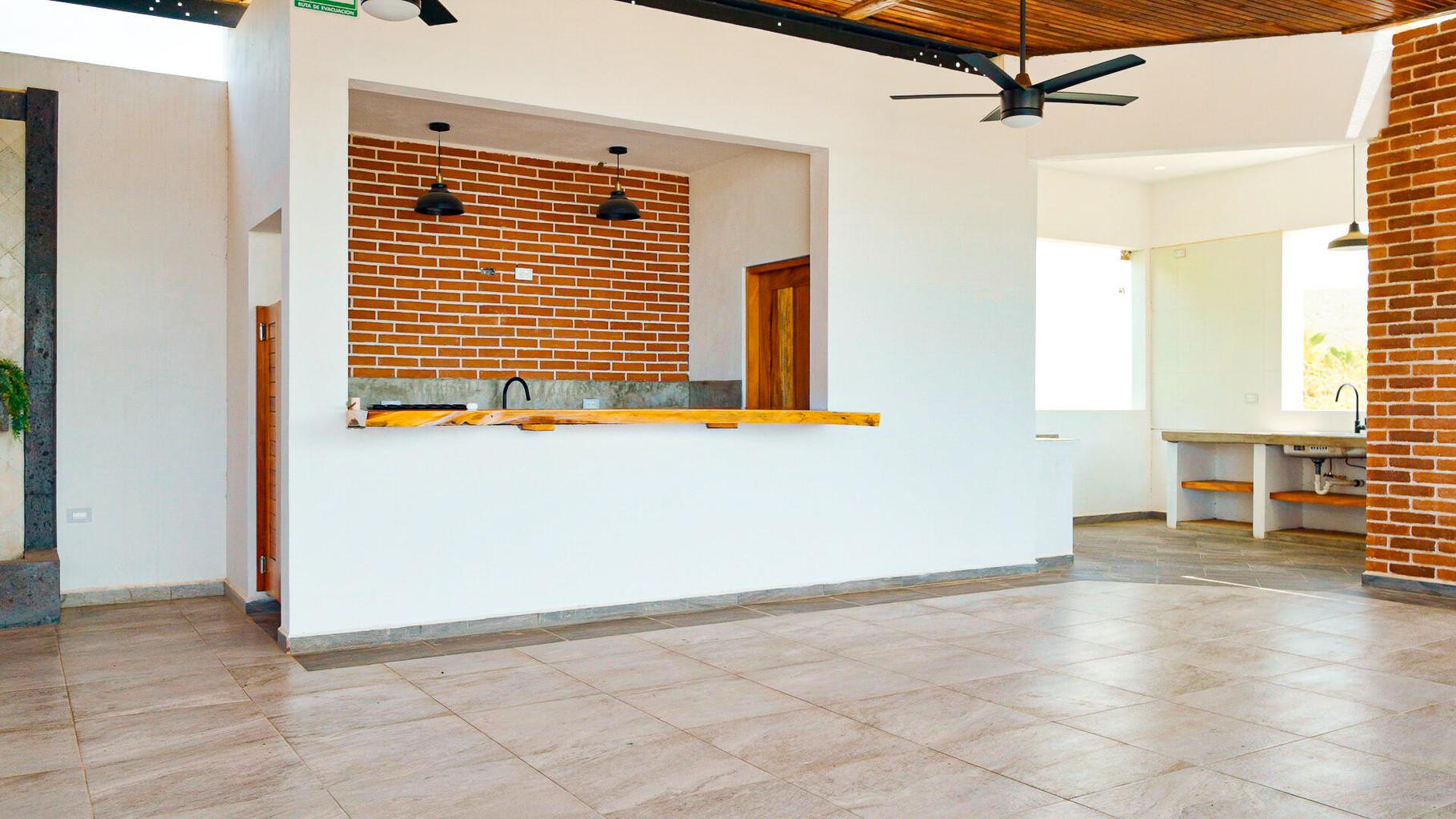 Commercial Property in Centro-Todos Santos, Pacific, photo 3