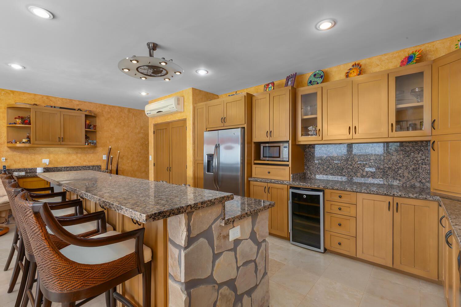(2) Car Garage Included 231, Ventanas, Cabo Corridor, photo 4