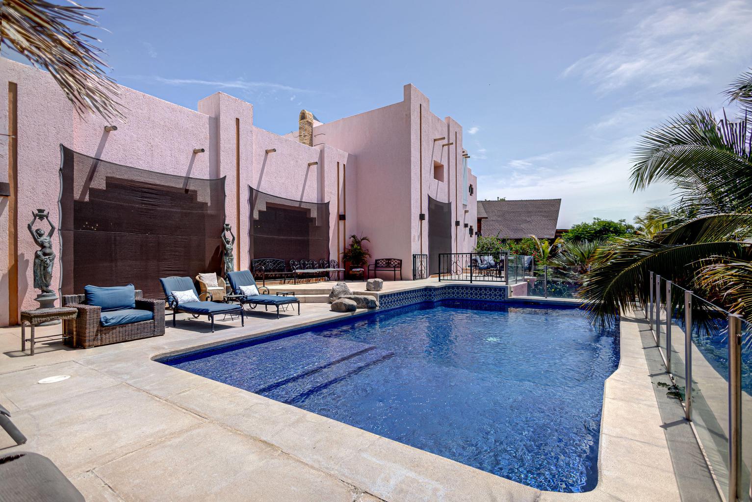6 Colinas, Migaloo, Pacific, photo 3