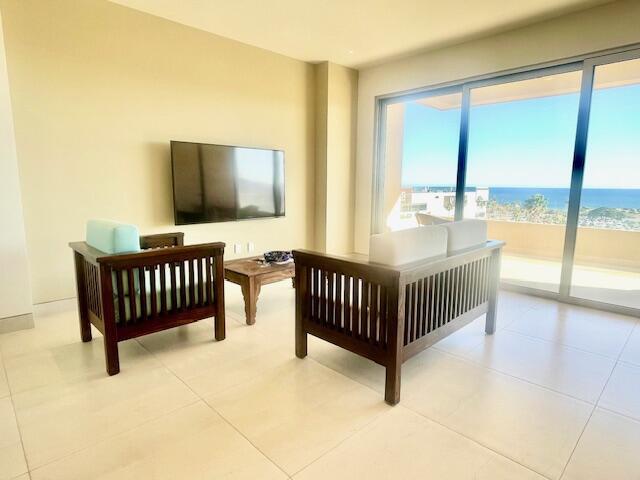 2202, Vista Vella II, Cabo Corridor, photo 3