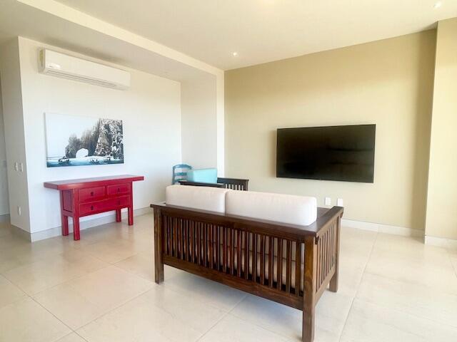 2202, Vista Vella II, Cabo Corridor, photo 2