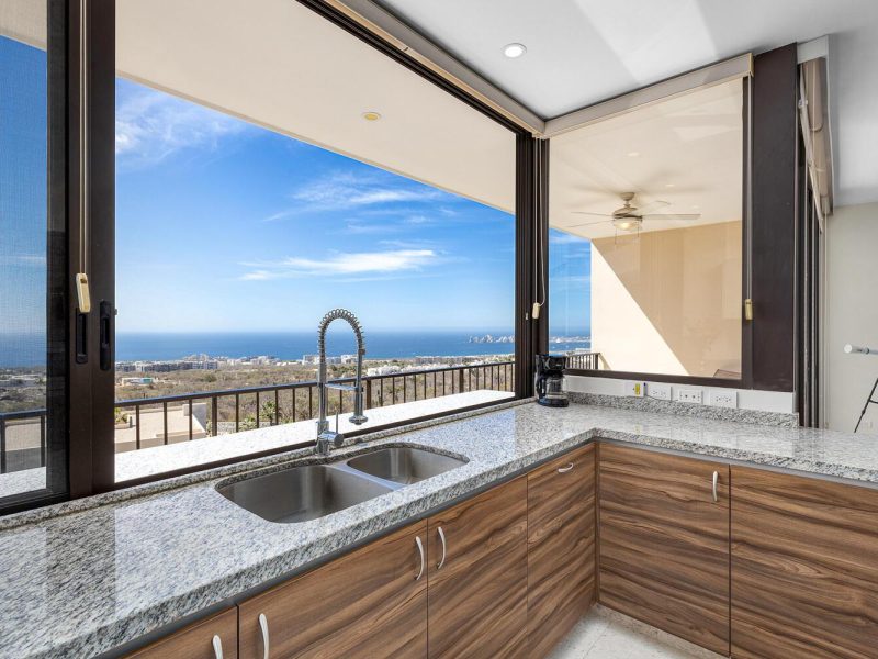 Solaria G405, Cabo Corridor