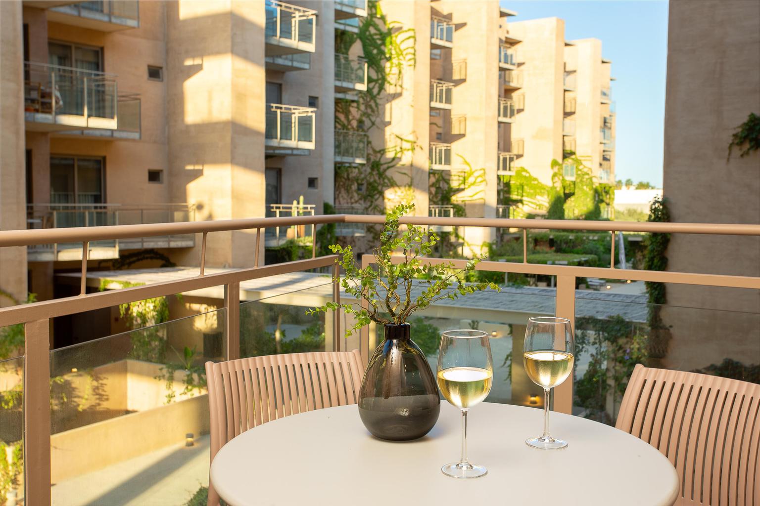 Luxury || Financing Available B202, Las Arenas, Cabo Corridor, photo 2