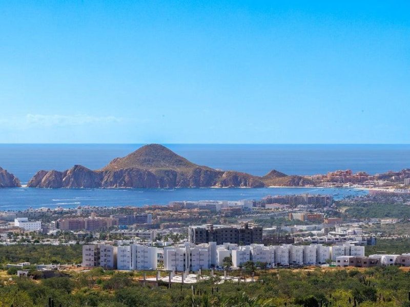 313, Ventanas, Cabo Corridor