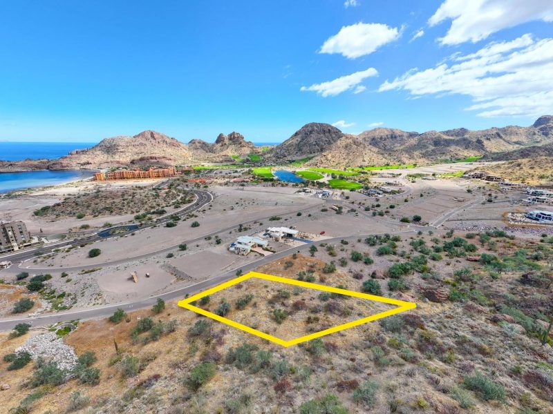 Lot in Cardon Neighborhood, Loreto