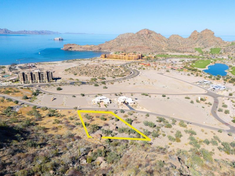 Lot in Cardon Neighborhood, Loreto