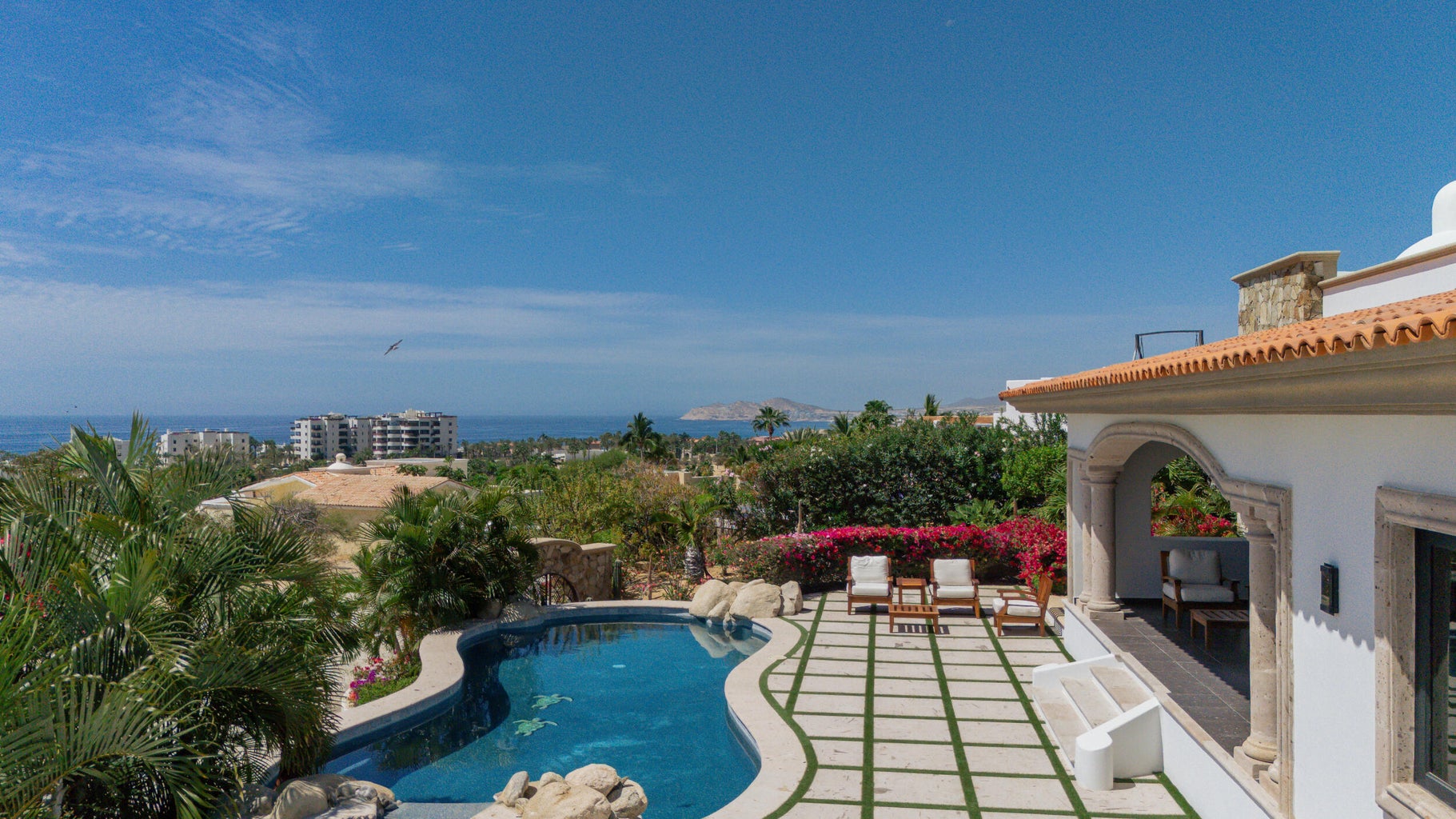 3-Bedroom House in Bugambilias, San Jose Corridor, photo 2