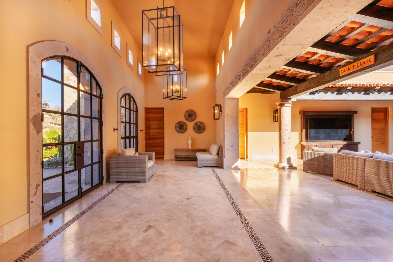 6-Bedroom House in Golf Villas, Pacific, photo 3