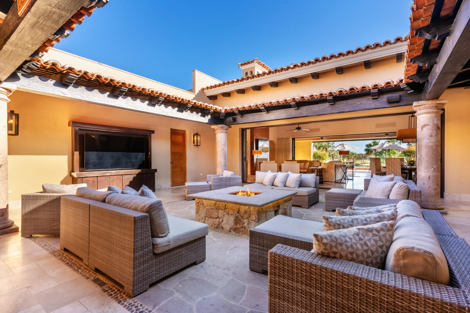 6-Bedroom House in Golf Villas, Pacific, photo 4