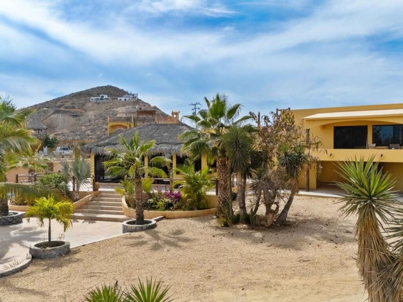 3-Bedroom House in Cerritos, Pacific