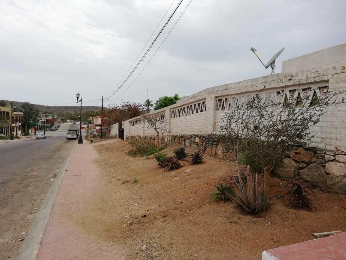 Rangel/ Zaragoza y Carretera 1, Centro-Todos Santos, Pacific, photo 3