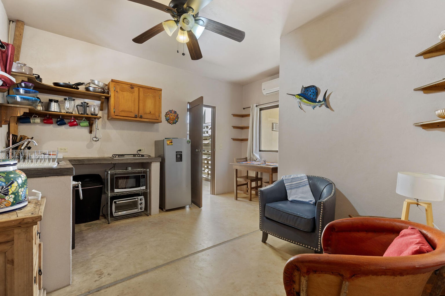 7, Cerritos, Pacific, photo 2