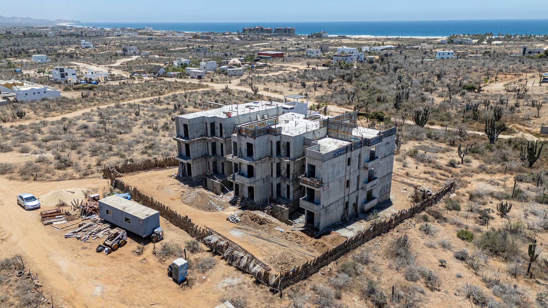 303 PH, Cerritos 2097, Pacific, photo 4