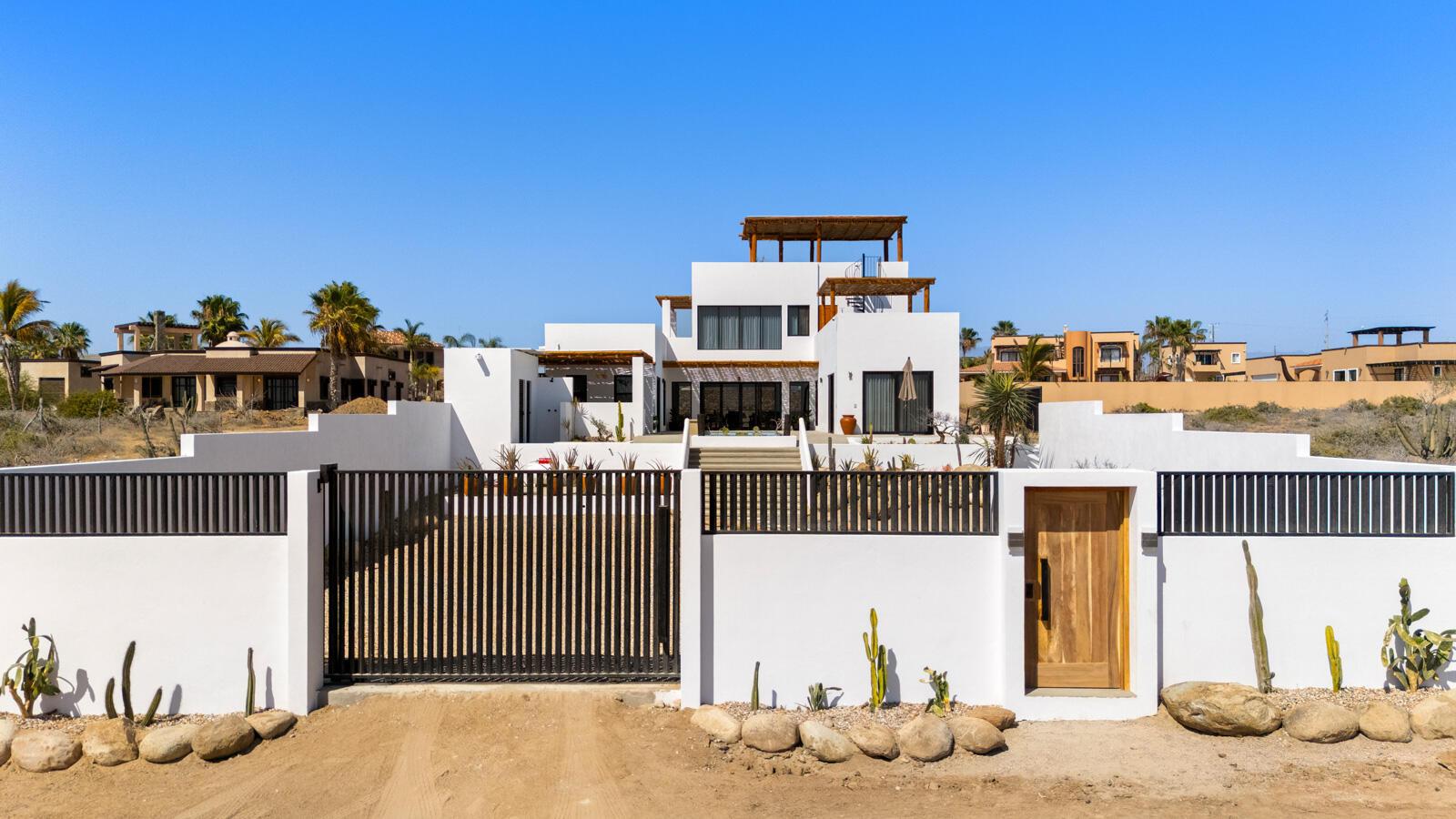 3-Bedroom House in El Posito, Pacific, photo 3
