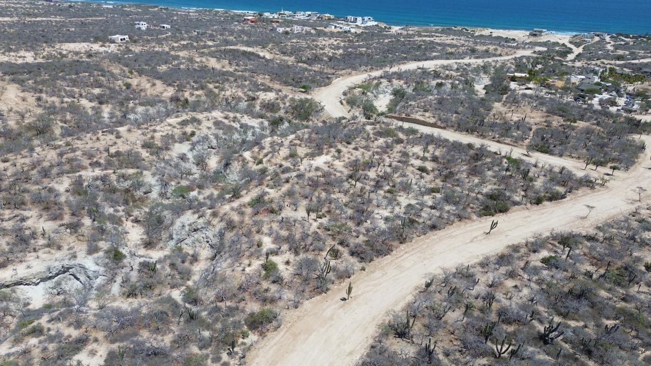 Lot in Shipwrecks, East Cape, photo 2