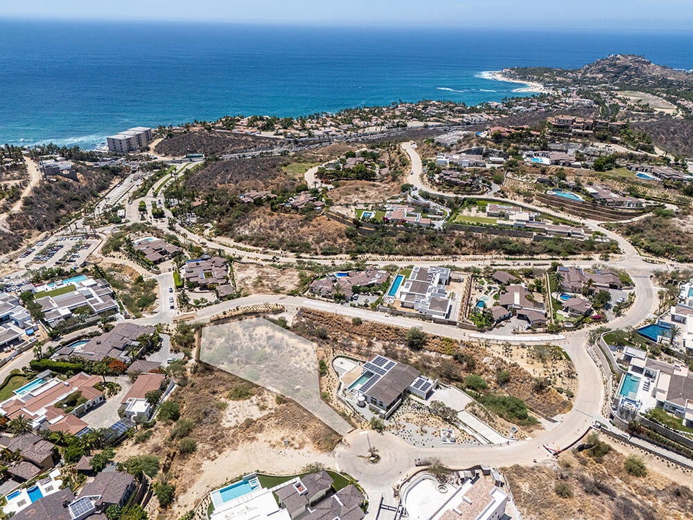 8, Section 1- Las Colinas, San Jose Corridor, photo 3