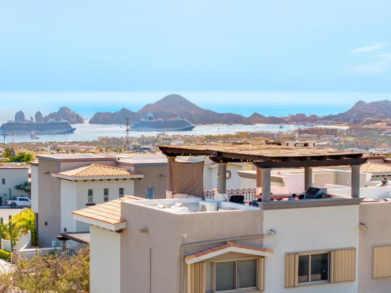 126B, Ventanas, Cabo Corridor