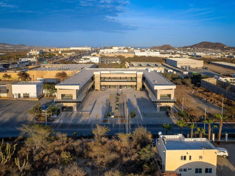 LOCAL 44, Plaza Elam, Cabo San Lucas