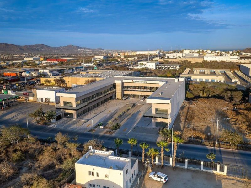 LOCAL 11, Plaza Elam, Cabo San Lucas