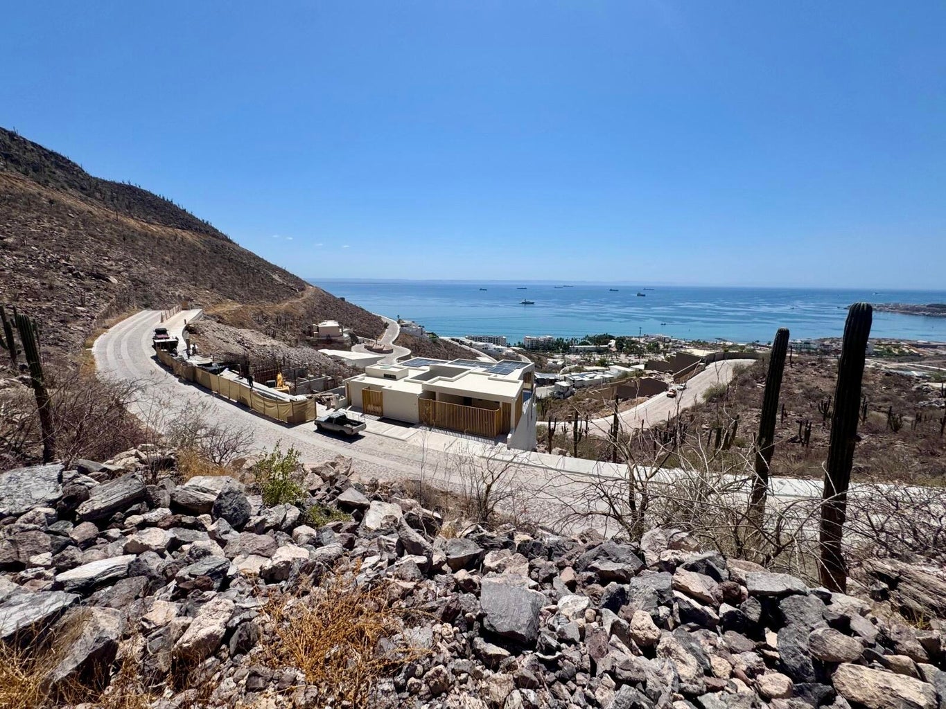 CAMINO DE LA GRAVA, Pedregal, La Paz, photo 3