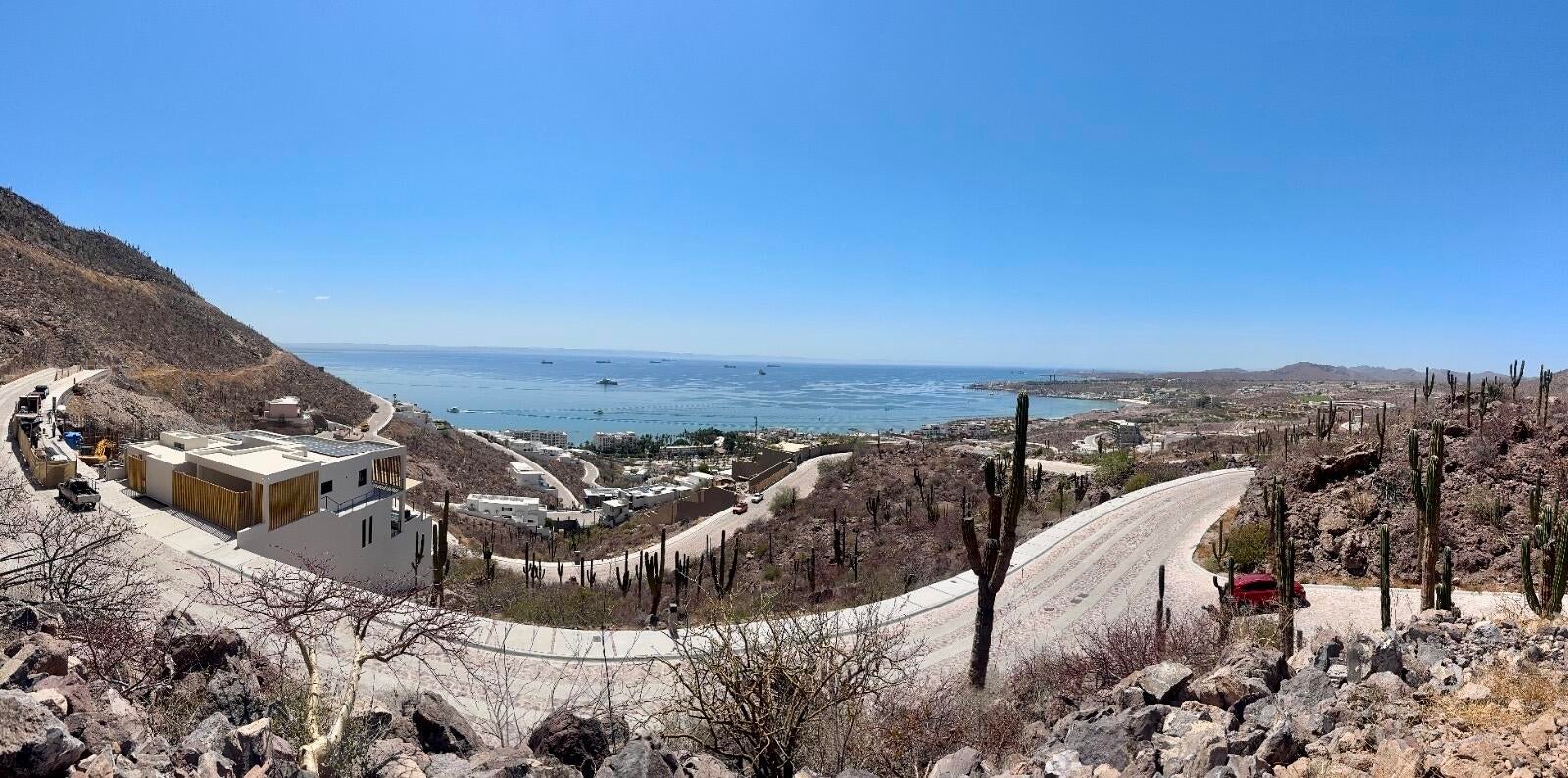 CAMINO DE LA GRAVA, Pedregal, La Paz, photo 2