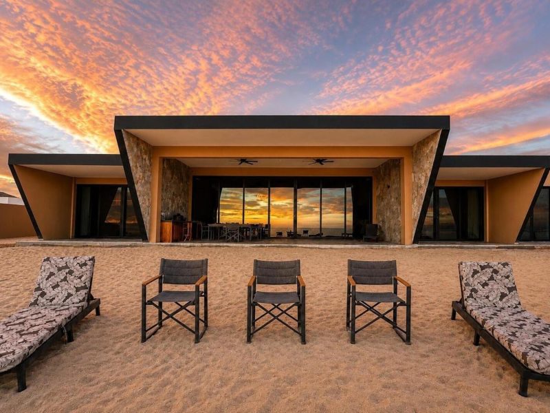 8-Bedroom House in Montemar, East Cape