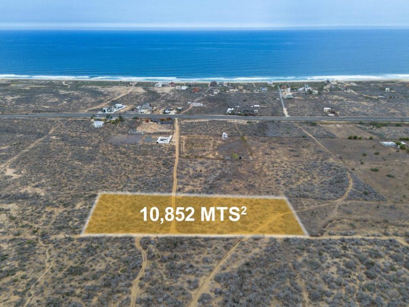 Lot in Cerritos, Pacific