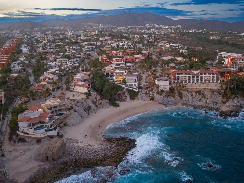 17 Playa del Rey, Cabo Corridor