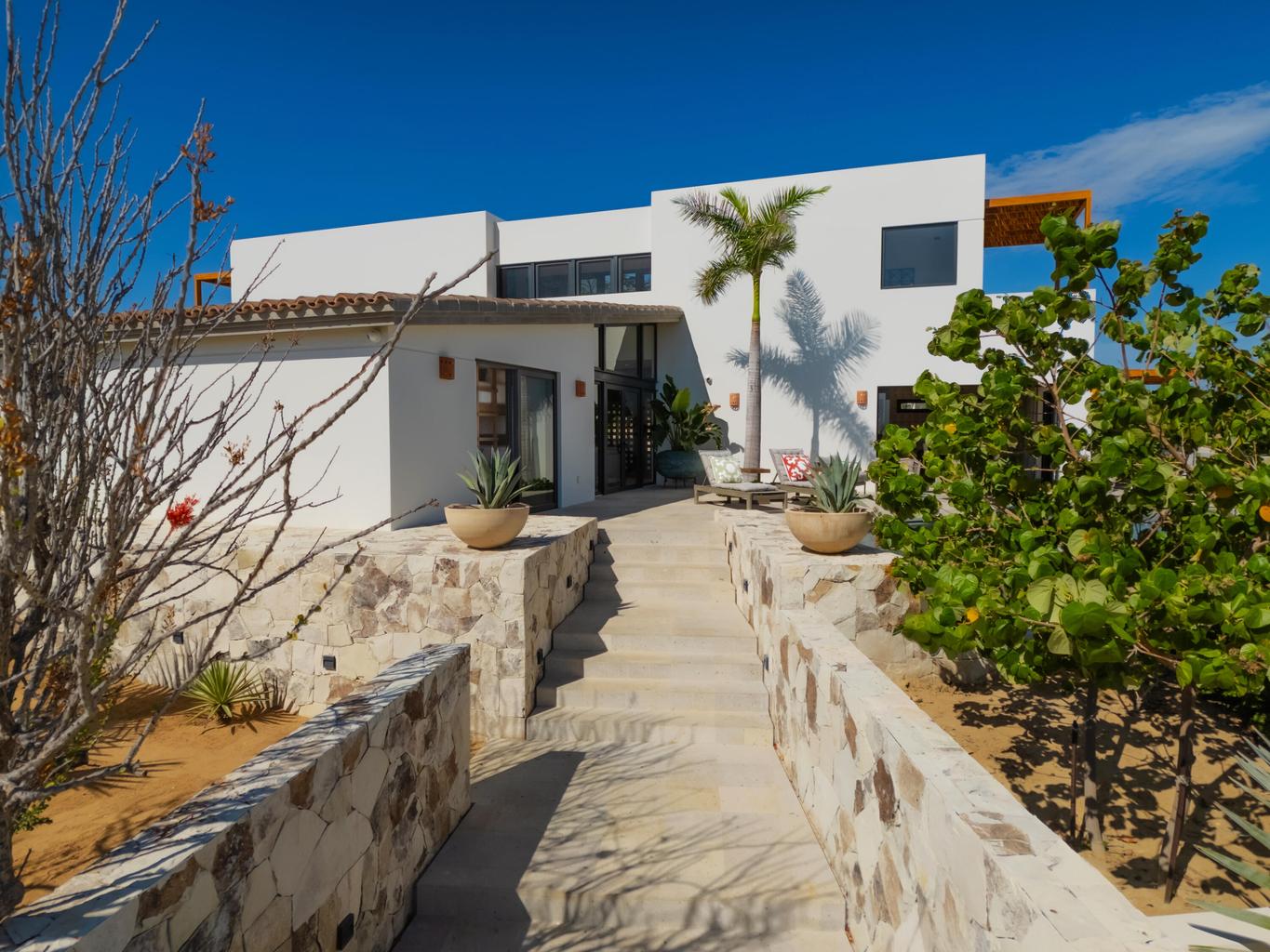 3-Bedroom House in Las Lomas II, East Cape, photo 4