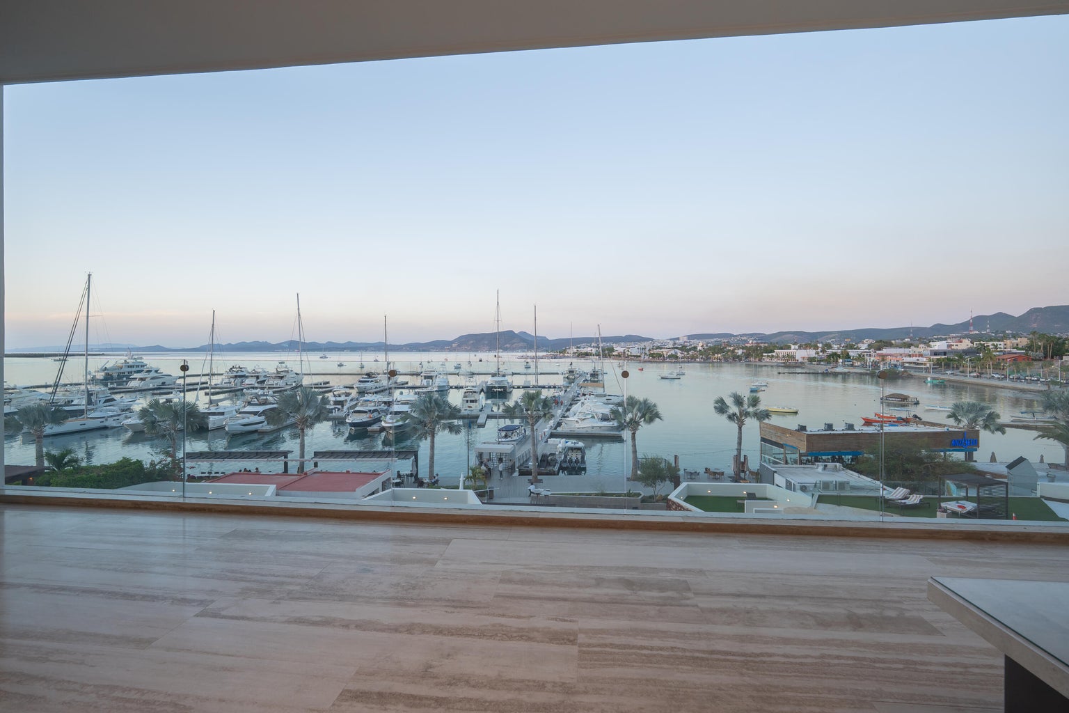303, Vista Coral, La Paz, photo 3
